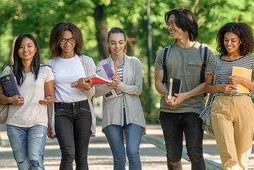 How to Photograph Events Without Bothering the Guests